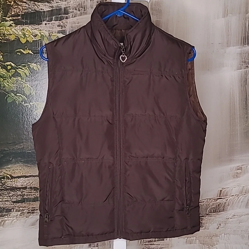 Maurices Girls XL dark brown classic fall puffy down vest with pockets faux fur